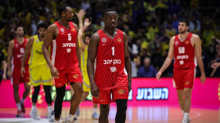 ההפגנות במנרסה נמשכות. הארפר (צילום: עוז מועלם) הארפר