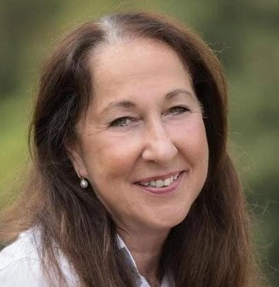 איריס שטלצר איריס שטלצר