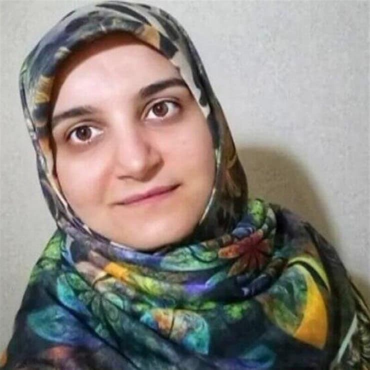 איראן צרפת איראנית כלואה בכלא הצרפתי מהדיה אספנדיארי