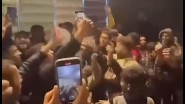 החגיגות ברצועה חגיגות בעזה לקראת העסקה