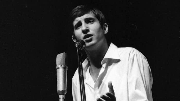 יגאל בשן בפסטיבל הזמר החסידי הראשון (צילום: דן הדני) יגאל בשן בפסטיבל הזמר החסידי הראשון