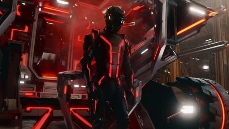 18 שנה עד לסרט ההמשך - ואז עוד 15 שנים עד לחלק מס' 3. מתוך "טרון: ארס" (צילום: באדיבות פורום פילם) מתוך "טרון: ארס"