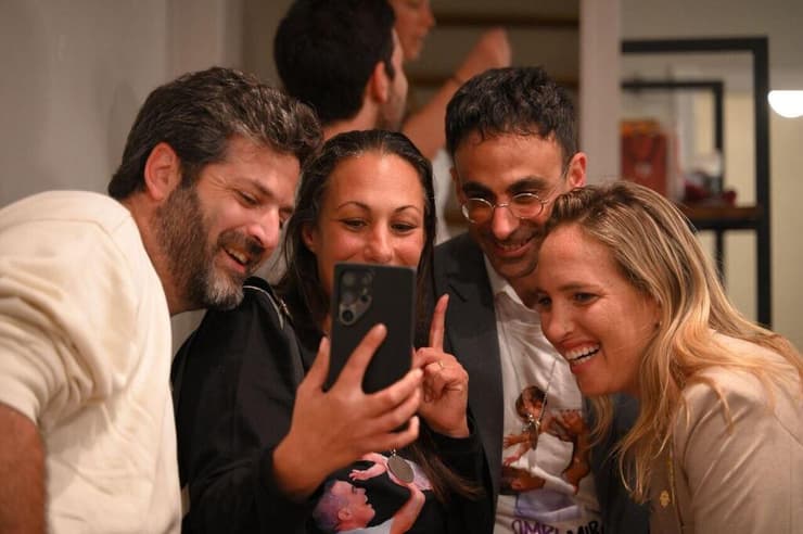 משפחות החטופים בוושינגטון חוגגים את הסכם השבת החטופים