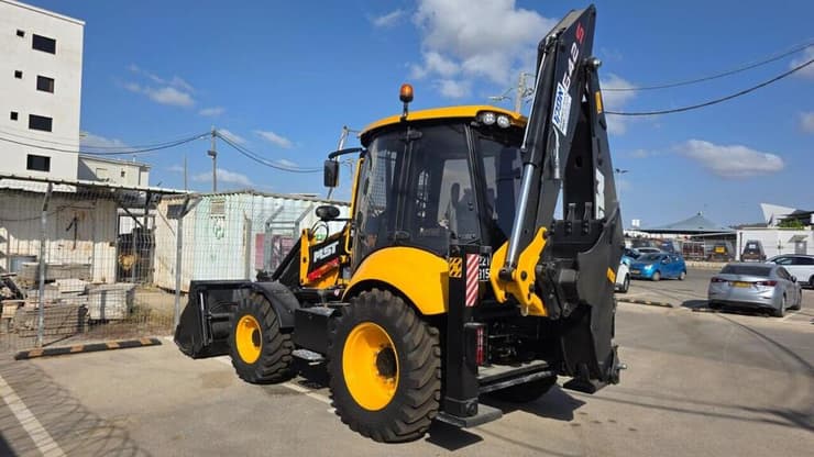 טרקטורים מבצעיים של המשטרה 