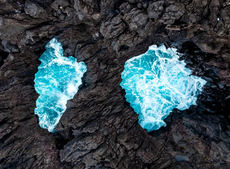 סלעי הבזלת בפורטו מוניז