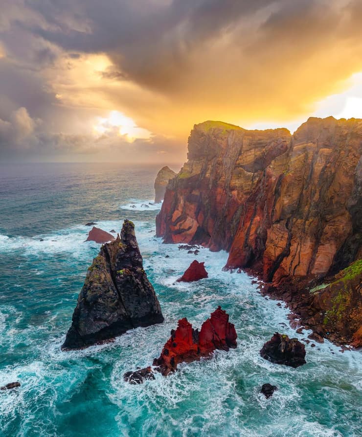 צוקי São Lourenço בזריחה