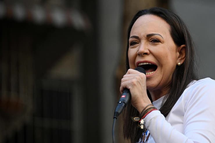 משפחתה של מצ'אדו כבר באוסלו. האם היא תגיע? (צילום: Federico PARRA / AFP) הכרזת זוכת פרס נובל לשלום