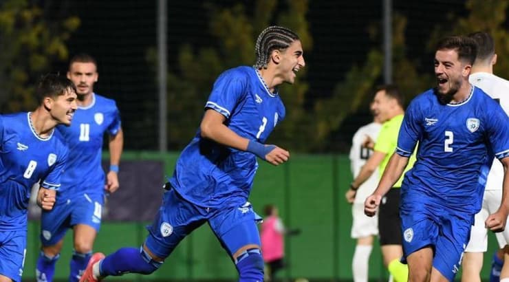 תאי עבד מאושר