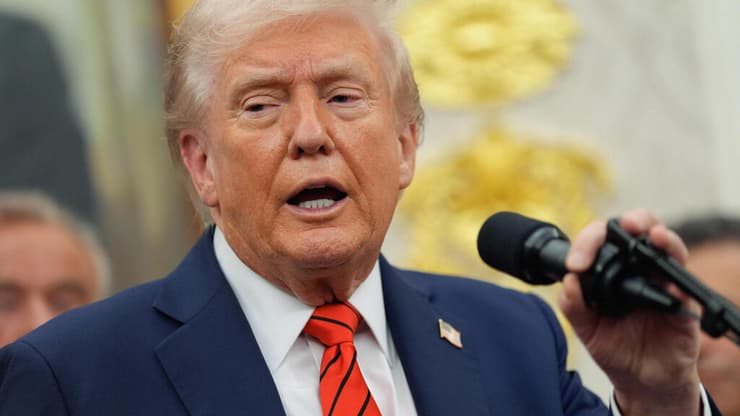 נשיא ארה"ב טראמפ 10 באוקטובר