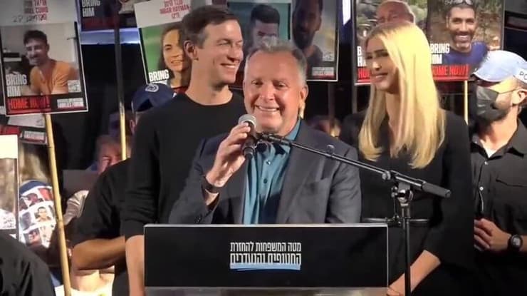 שריקות בוז כשוויטקוף הזכיר את נתניהו ודרמר: "היה להם חלק חשוב"