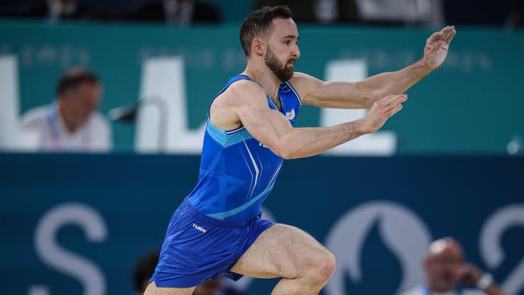 ארטיום דולגופיאט