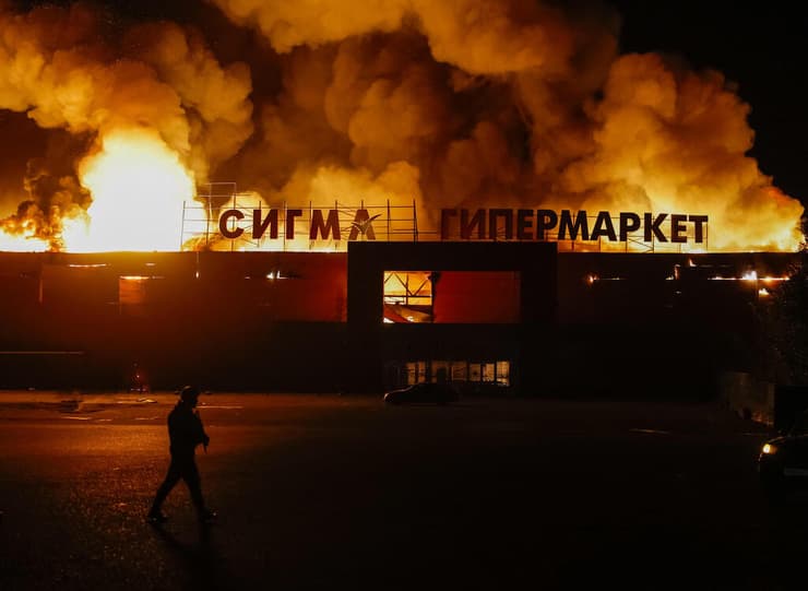 מתקפה אוקראינית בעיר הכבושה דונייצק בשליטה רוסית ב אוקראינה