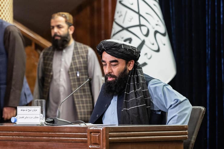 דובר ממשלת ה טליבאן ב אפגניסטן זביהוללה מוג'היד 