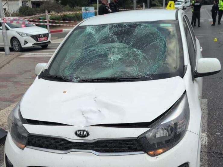 הולך רגל בן 85 נהרג מפגיעת רכב בנתניה