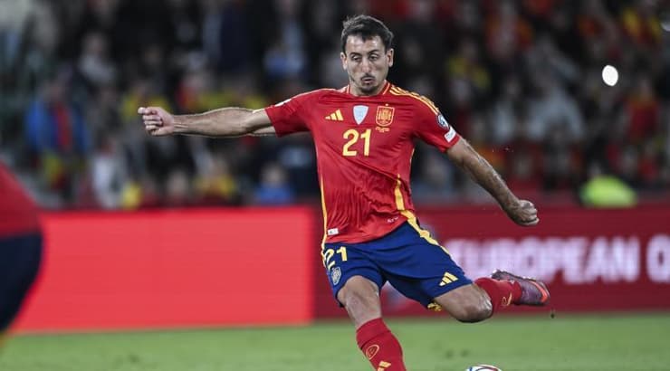 מיקל אויירסאבל ניגש לבעיטה החופשית