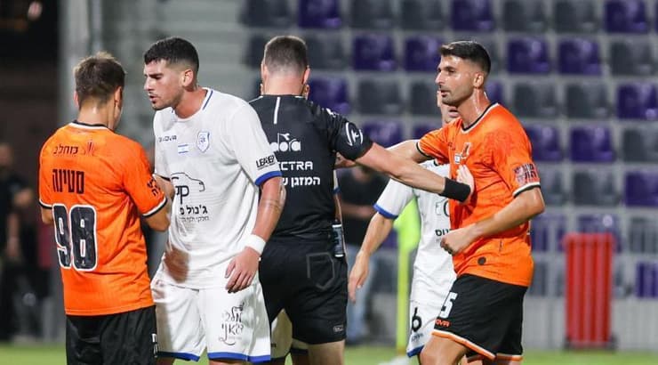 סטינה ופליטר רבים