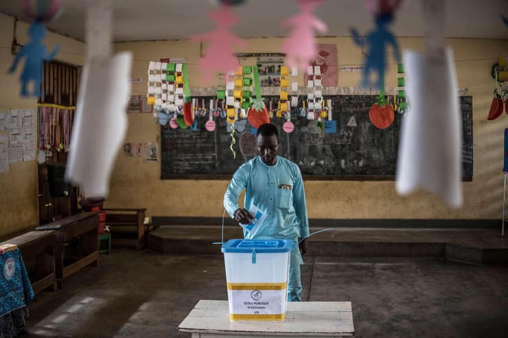 בחירות בקמרון