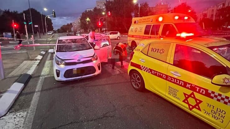 הולך רגל בן 85 נהרג מפגיעת רכב בנתניה