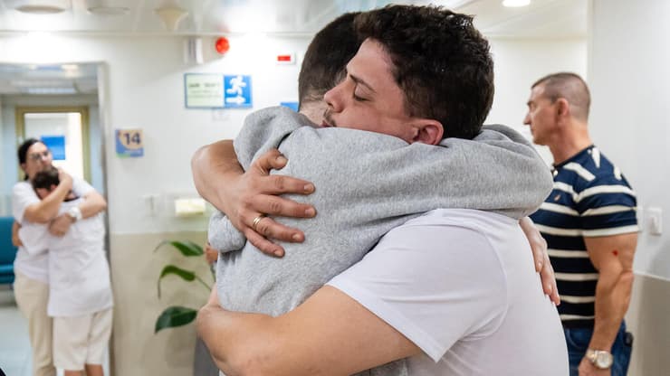 צילום: שאולי לנדנר /לע"מ מקסים הרקין בבית החולים שיבא