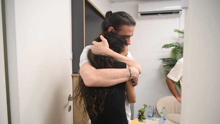 צילום: לע"מ ארבל יהוד ואריאל קוניו נפגשים לראשונה