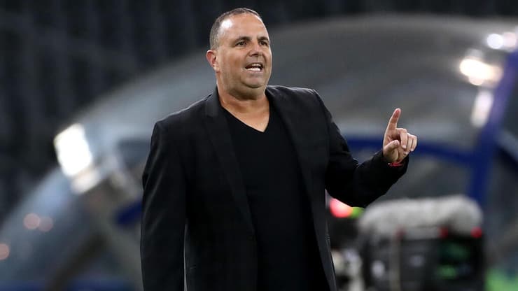 מאמן נבחרת ישראל רן בן שמעון