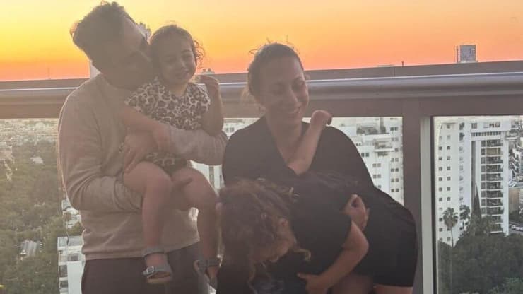 משפחת מירן באיכילוב. "שמתי את עצמי בצד בתקופה הזו" משפחת מירן באיכילוב