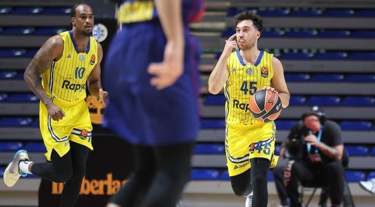 תמיר בלאט ואושיי בריסט