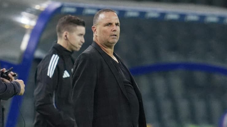 מאמן נבחרת ישראל רן בן שמעון