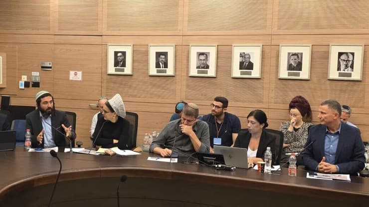 דיון שיזם ח"כ צבי סוכות בוועדת החוץ והביטחון