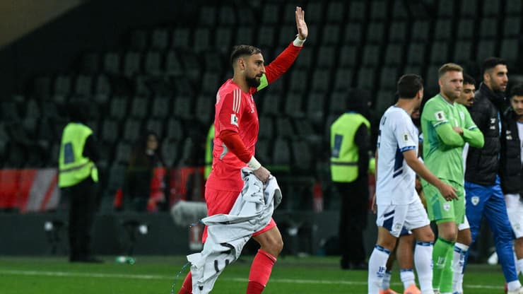 בטוח בנבחרת שלו. דונארומה (צילום: Stefano RELLANDINI / AFP) דונארומה