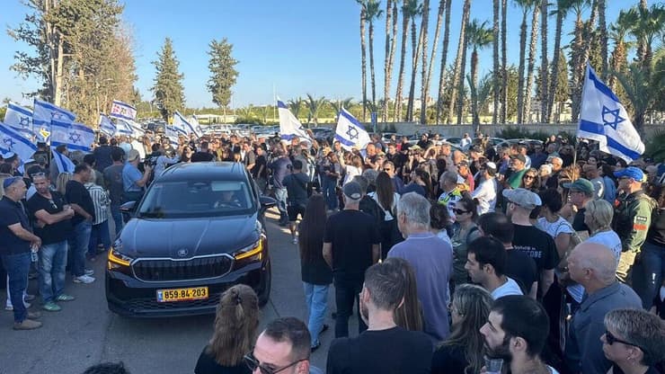 מסע הלוויתו של גיא אילוז ז"ל ברעננה