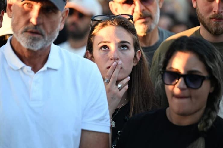 שורדת השבי מיה רגב בהלווייתו של גיא אילוז ז"ל