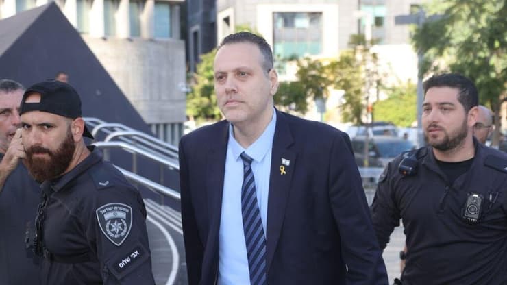 השר מיקי זוהר הגיע לתמוך בנתניהו