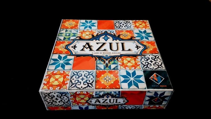 אחד המשחקים הכי ממכרים שאתם כנראה לא מכירים. "אזול" (צילום: יחסי ציבור) משחק הקופסה "אזול"