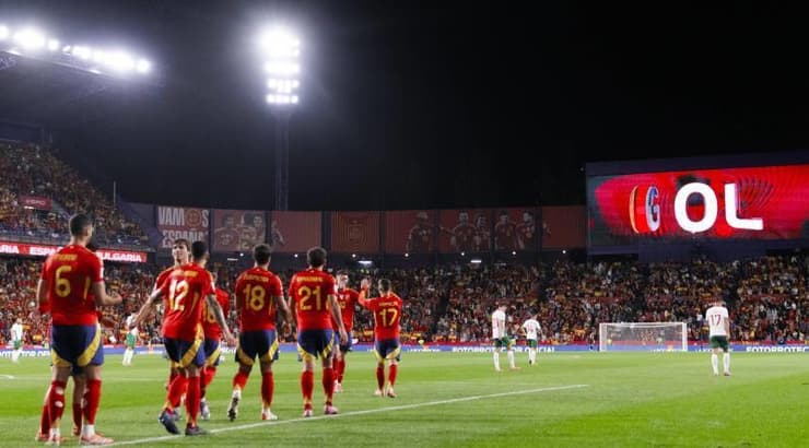 שחקני ספרד חוגגים (IMAGO) שחקני ספרד חוגגים