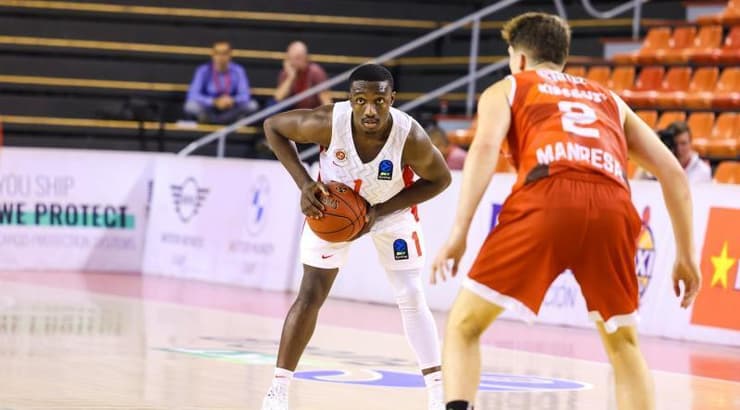 ג'סטין סמית' (מיכל בן גיגי, הפועל ירושלים) ג'סטין סמית'