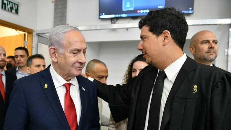 עמית חדד ונתניהו, בעדות לפני כשנה (צילום: ראובן קסטרו) עדות נתניהו