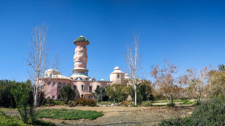 פונדק אורגני. נאות סמדר (צילום: DVY714 / shutterstock) קיבוץ נאות סמדר