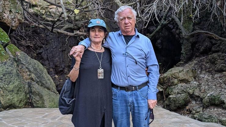 הוריו של עידו שני ז"ל בריטריט