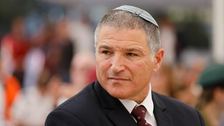 ביקש לפתוח בחקירה אחרי לחץ השרים. זיני (צילום: אוליבייה פיטוסי) דוד זיני