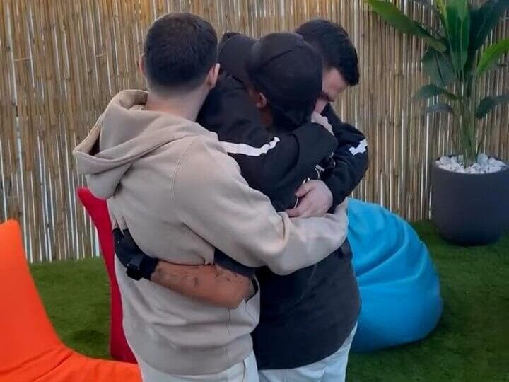 אמילי דמארי נפגשת עם גלי וזיוי 