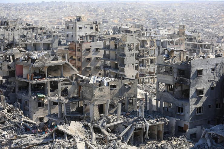 ההרס בעיר עזה. "ייקח זמן עד שיוקם כוח הייצוב, ההגדרות טרם סוכמו" (צילום: REUTERS/Dawoud Abu Alkas) העיר עזה