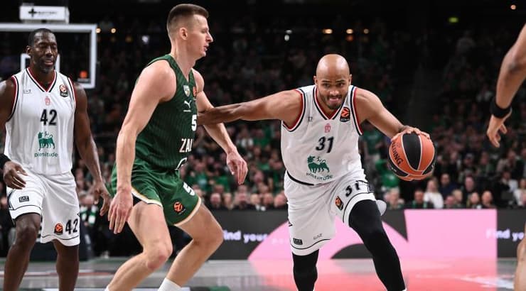 שייבון שילדס במהלך (IMAGO) שייבון שילדס במהלך