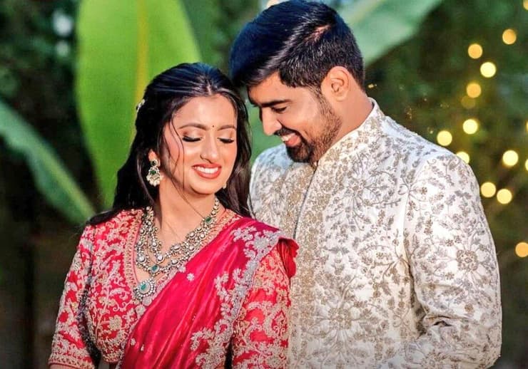 השניים נישאו באפריל אשתקד (צילום: רשת X) ד"ר מהנדרה רדי ג'י.אס, רופא מתמחה בכירורגיה מהודו, חשוד ברצח אשתו הרופאה, ד"ר קרוטיקה מ. רדי