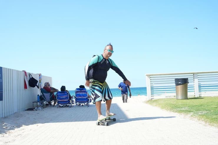 חוזרים לנורמליות