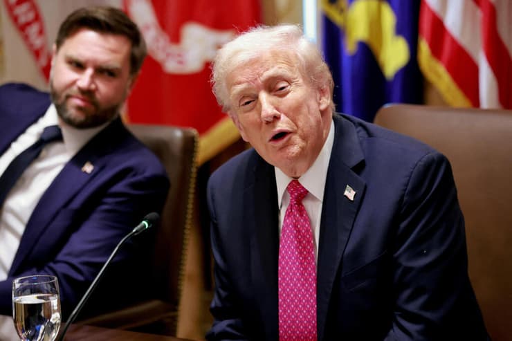 פגישתם של טראמפ וזלנסקי