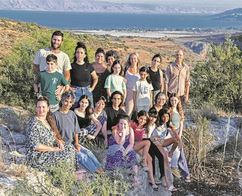 "אנשים שחווים קהילה כבר לא יכולים לחזור אחורה, לחיים 'מבודדים'. הם מבינים שקהילת פייסבוק היא לא קהילה אמיתית, והם רוצים קהילה 'בשר ודם'"   