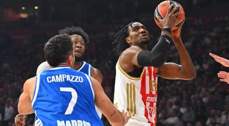 פאקונדו קמפאסו שומר