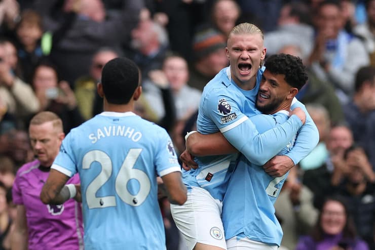לא עוצר. הולאנד (צילום: REUTERS/Phil Noble) ארלינג הולאנד