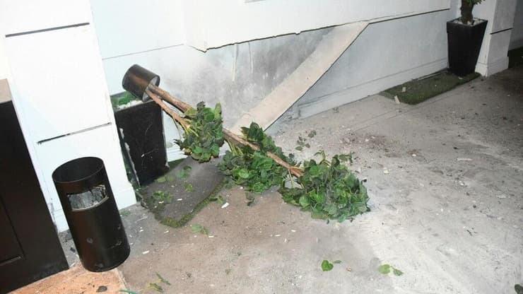 זירת רימון הרסס שהתפוצץ באולם באשקלון